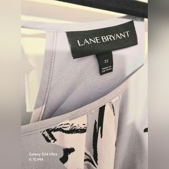 Lane Bryant Lavender and White Maxi Dress - Picture 4 of 6